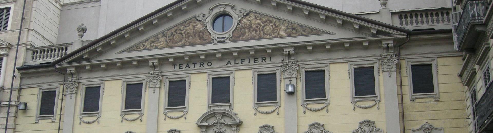 Prenota il tuo hotel vicino a Teatro Alfieri: comfort e servizi a 4 stelle